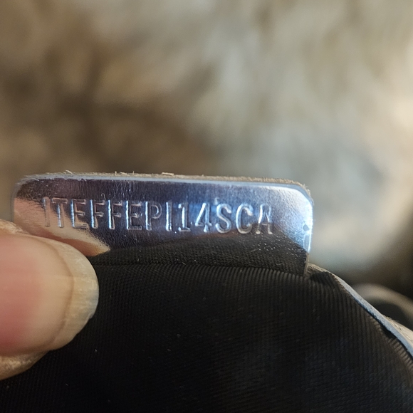 Burberry Silver Beat Check Nylon Victoria Tote - Picture 6 of 10